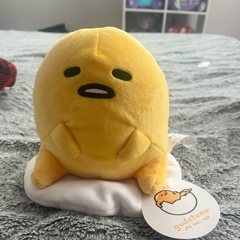 Gudetama Lazy Egg NWT 7”